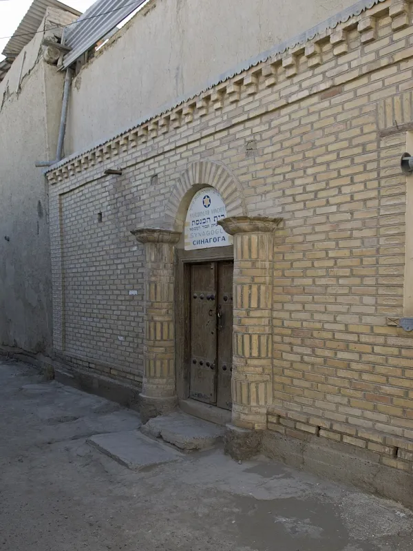 Historic synagogue architecture in Bukhara, Uzbekistan