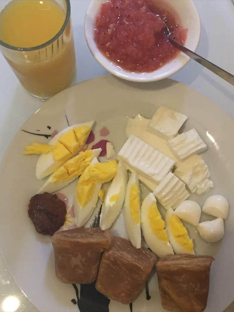 Decorative header image for Jewish Food Complete Guide