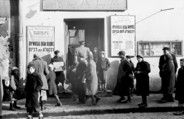 Illustration evoking the folk tales of Chelm, the legendary town of wise fools