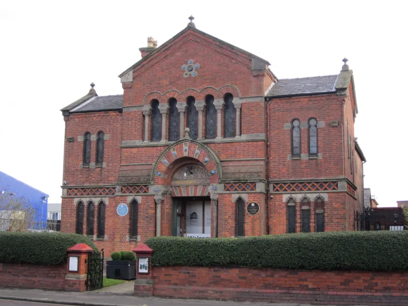 Exterior of a modern Jewish museum with distinctive architecture