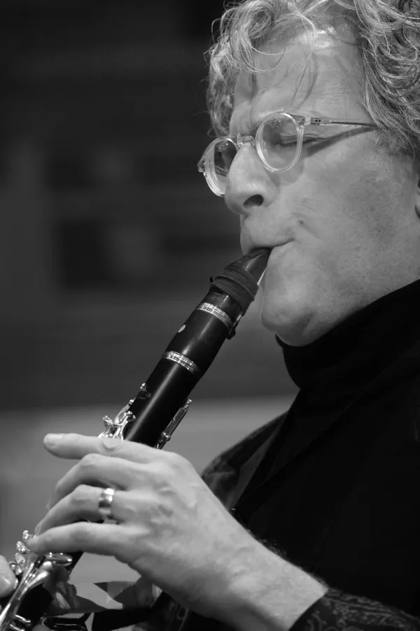 Joel Rubin playing clarinet with the University of Virginia Klezmer Ensemble