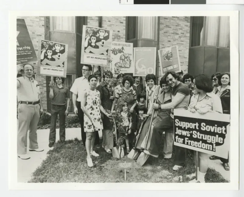 Soviet Jews protesting for the right to emigrate to Israel