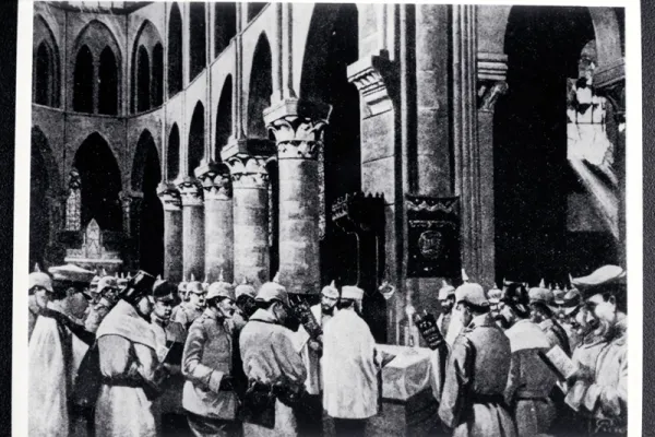 Congregants standing in prayer during the closing Ne'ilah service of Yom Kippur